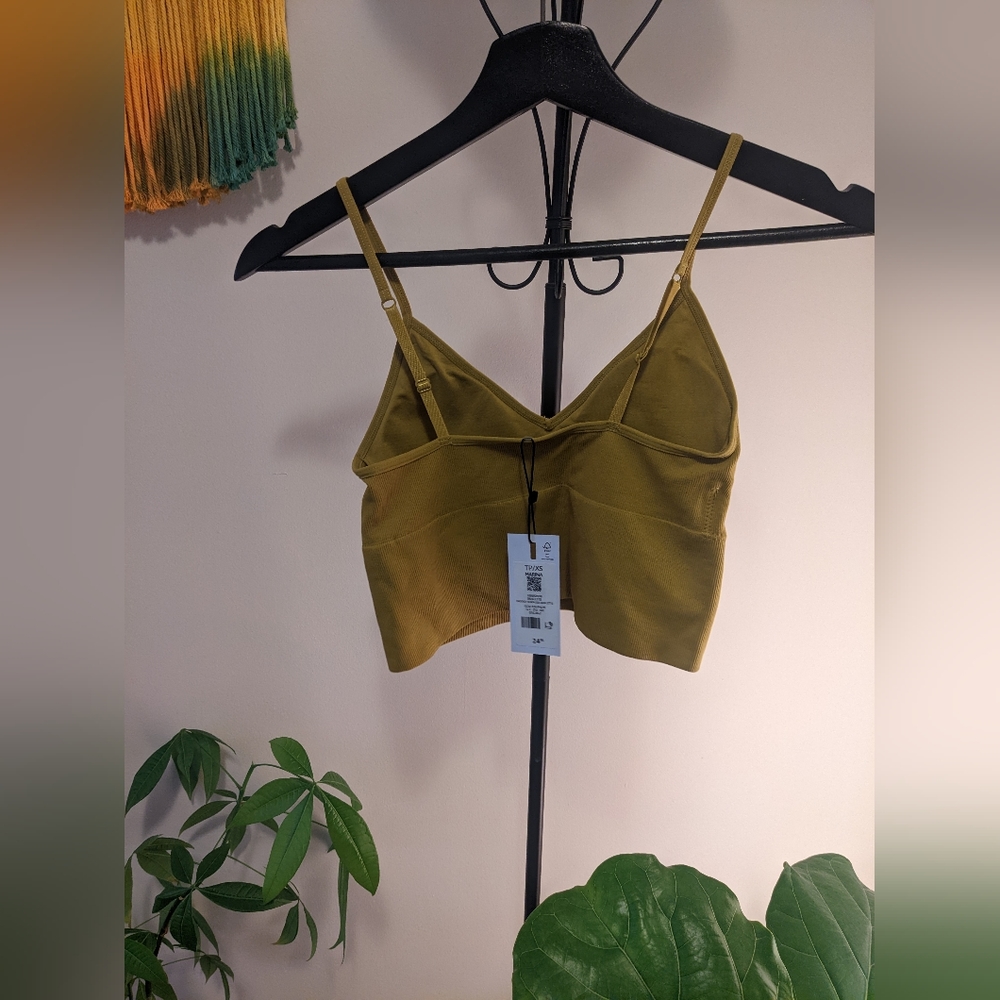Dynamite XS deep mustard top